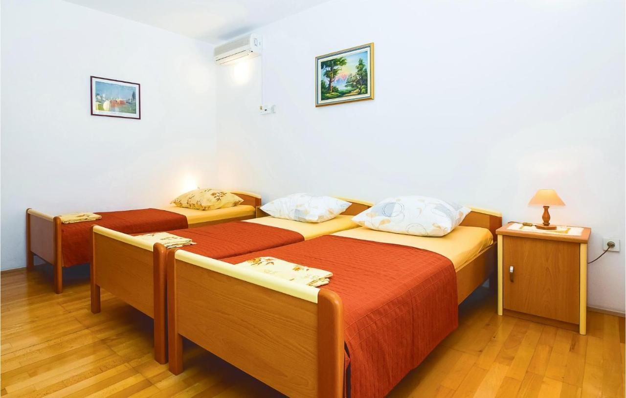 Lovely Apartment In Omis With Kitchenette 외부 사진